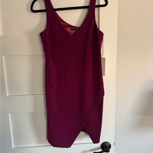 Elegant Magenta Sleeveless Dress